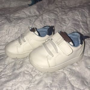 Carter sneakers